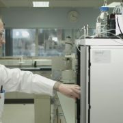 Sistemas de HPLC Vanquish™ Core